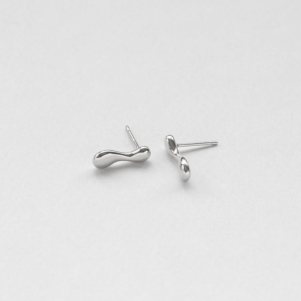 L'eau flow earrings silver