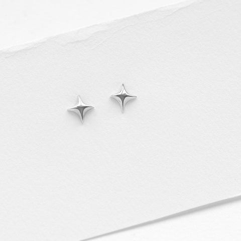 Gazing single earrings silver