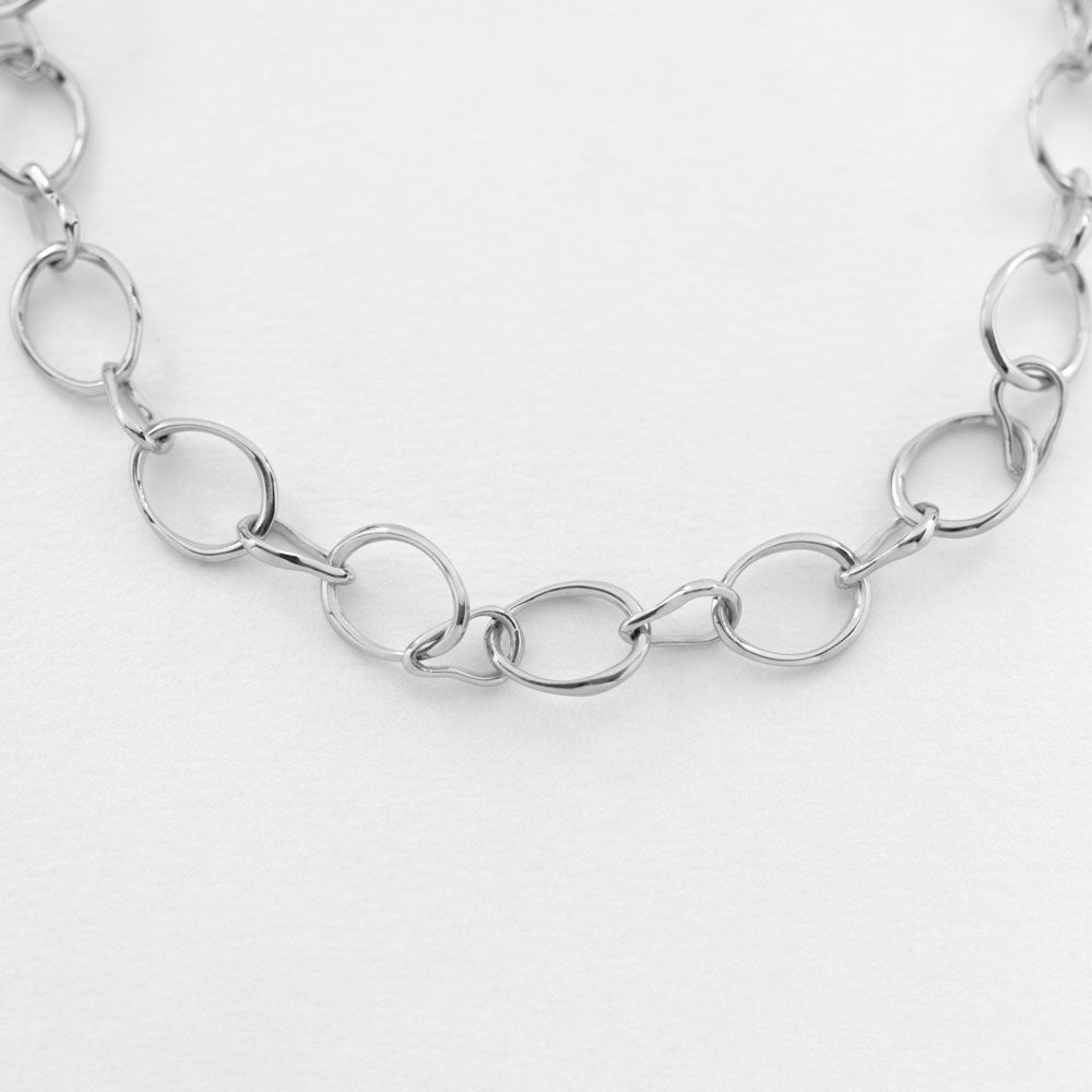 Strolling necklace silver
