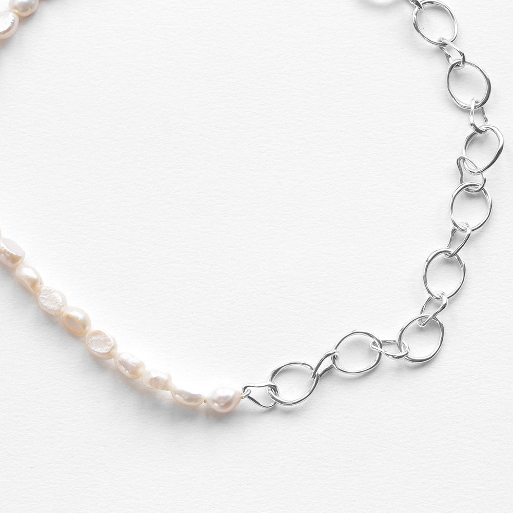 Strolling half&half necklace silver