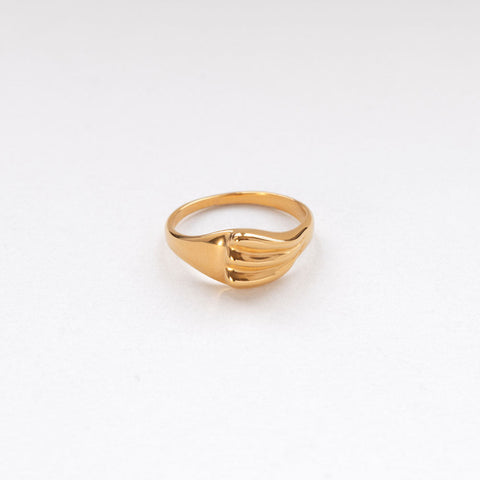 Surfing ring gold