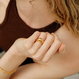 Vague ring gold