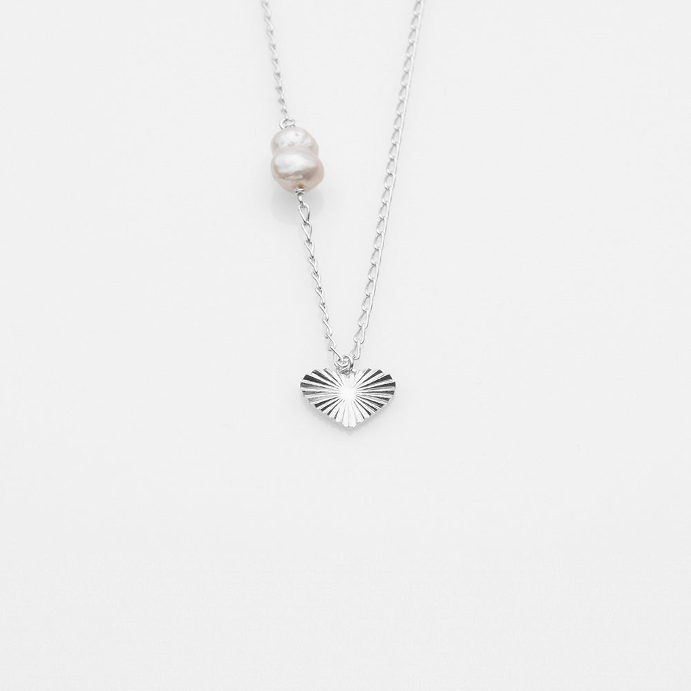 Sea & Sun pearl & heart necklace silver