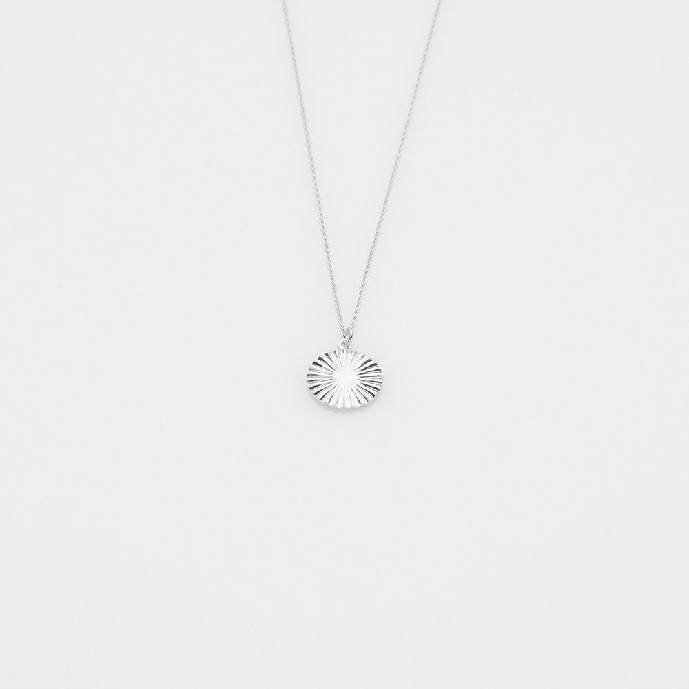 Sea & Sun sun necklace silver