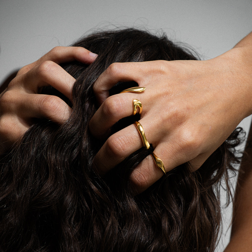 Aura ring gold