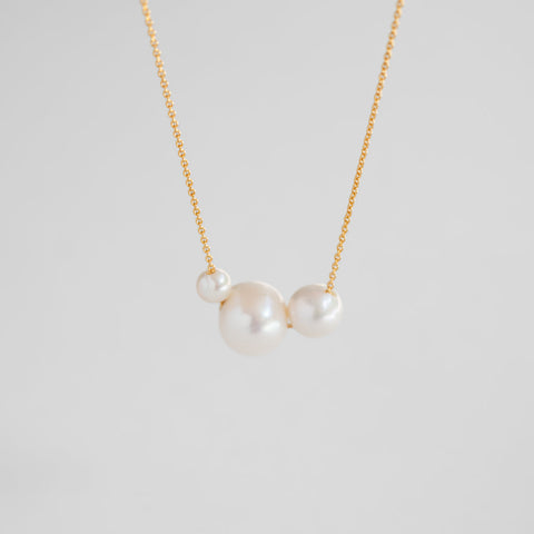 Cloud necklace gold