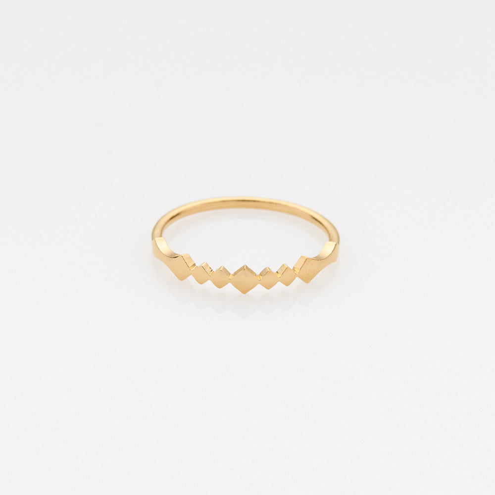 Alexa ring gold