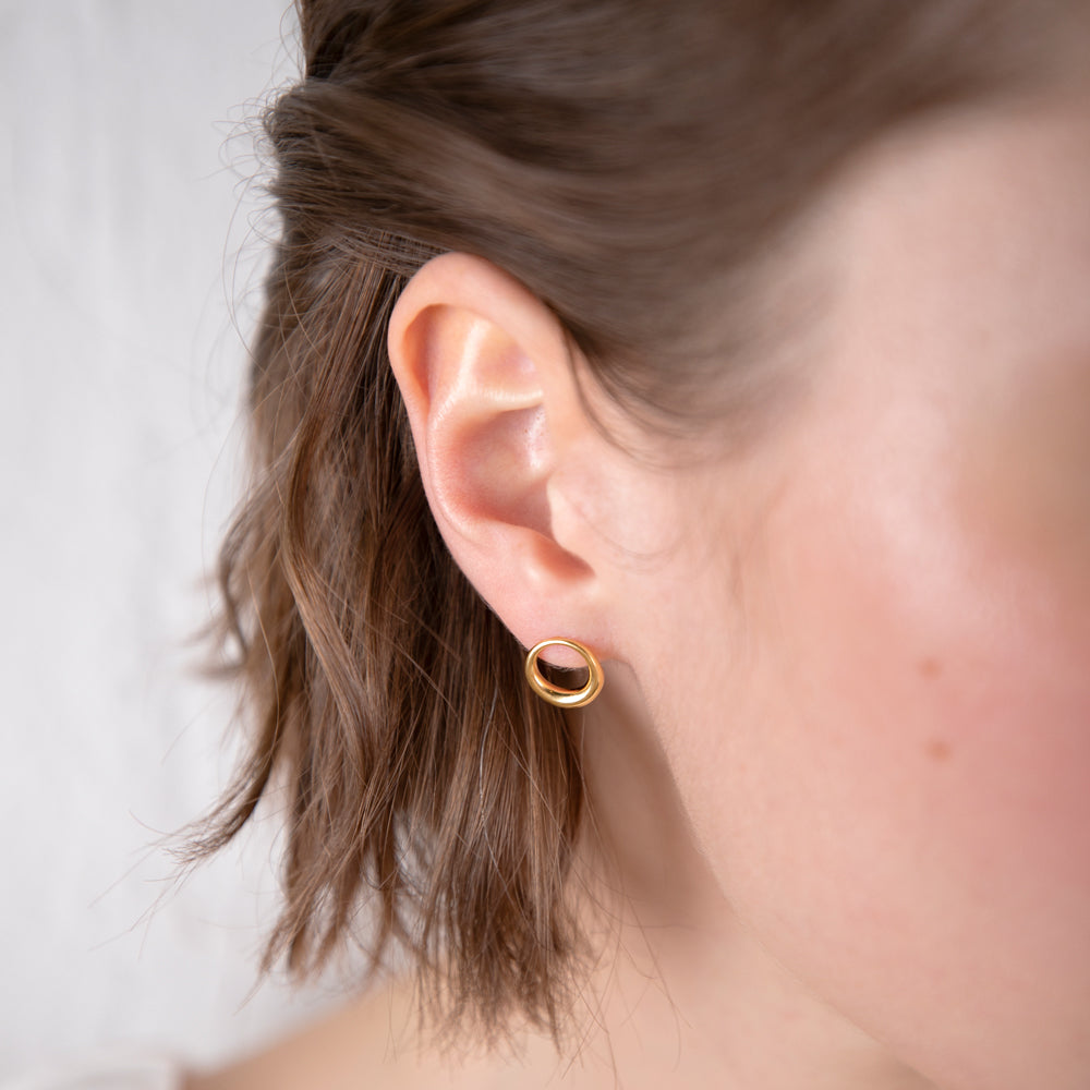 The Crew Doris stud earrings gold