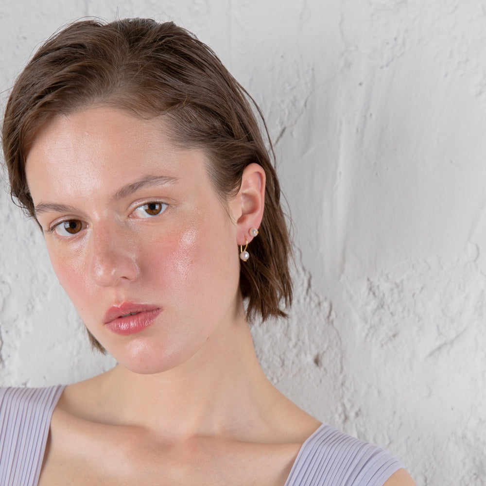 Free the pearls stud earrings 14K yellow gold