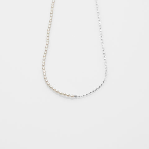 Free the pearls half anf half necklace silver