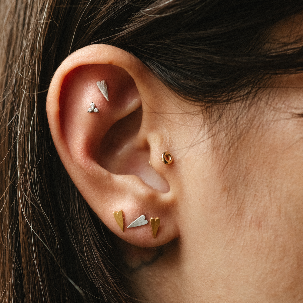 Μου'χεις Κλέψει την Καρδιά stud earrings gold