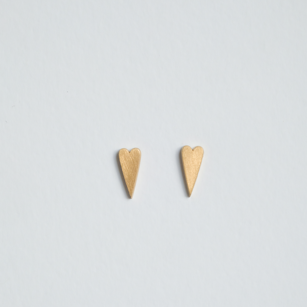 Μου'χεις Κλέψει την Καρδιά stud earrings gold