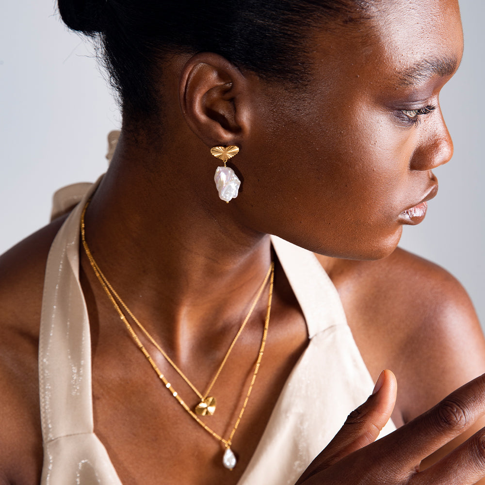 Sea & Sun pearl & heart earrings gold